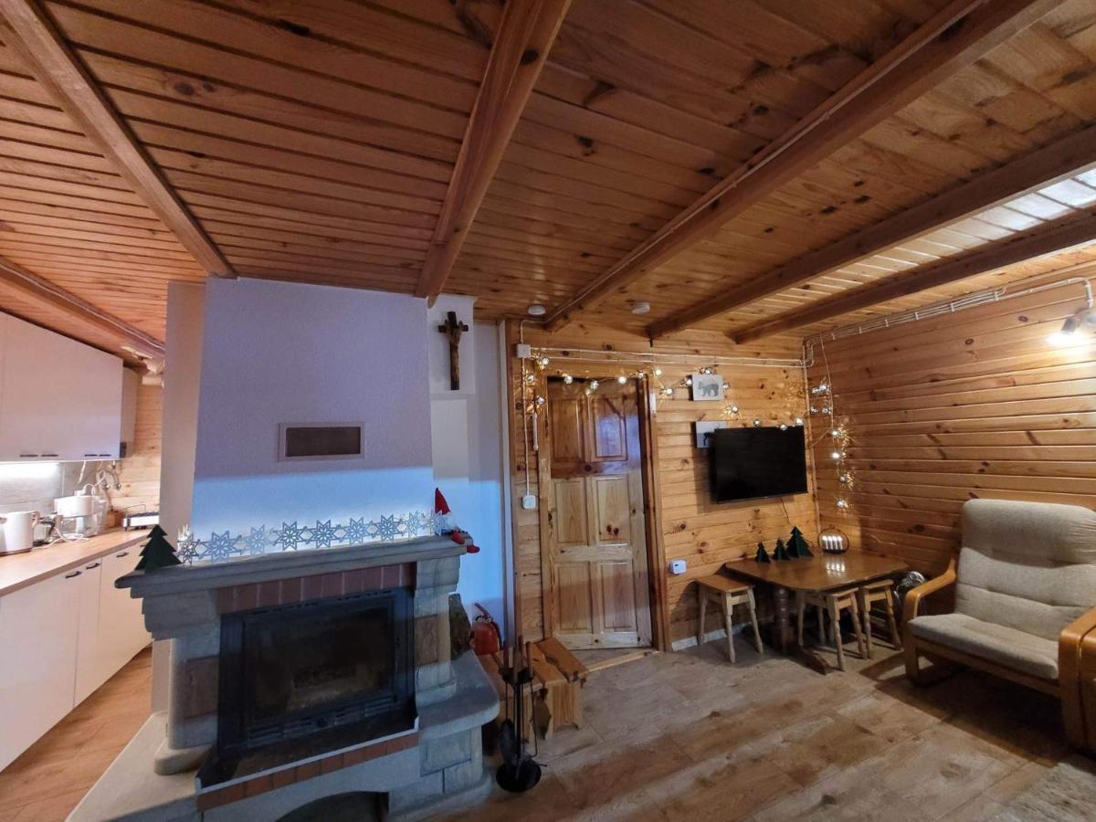Urocza Chata Z Sauna W Bieszczadzkim Parku Krajobrazowym 布科维茨 外观 照片
