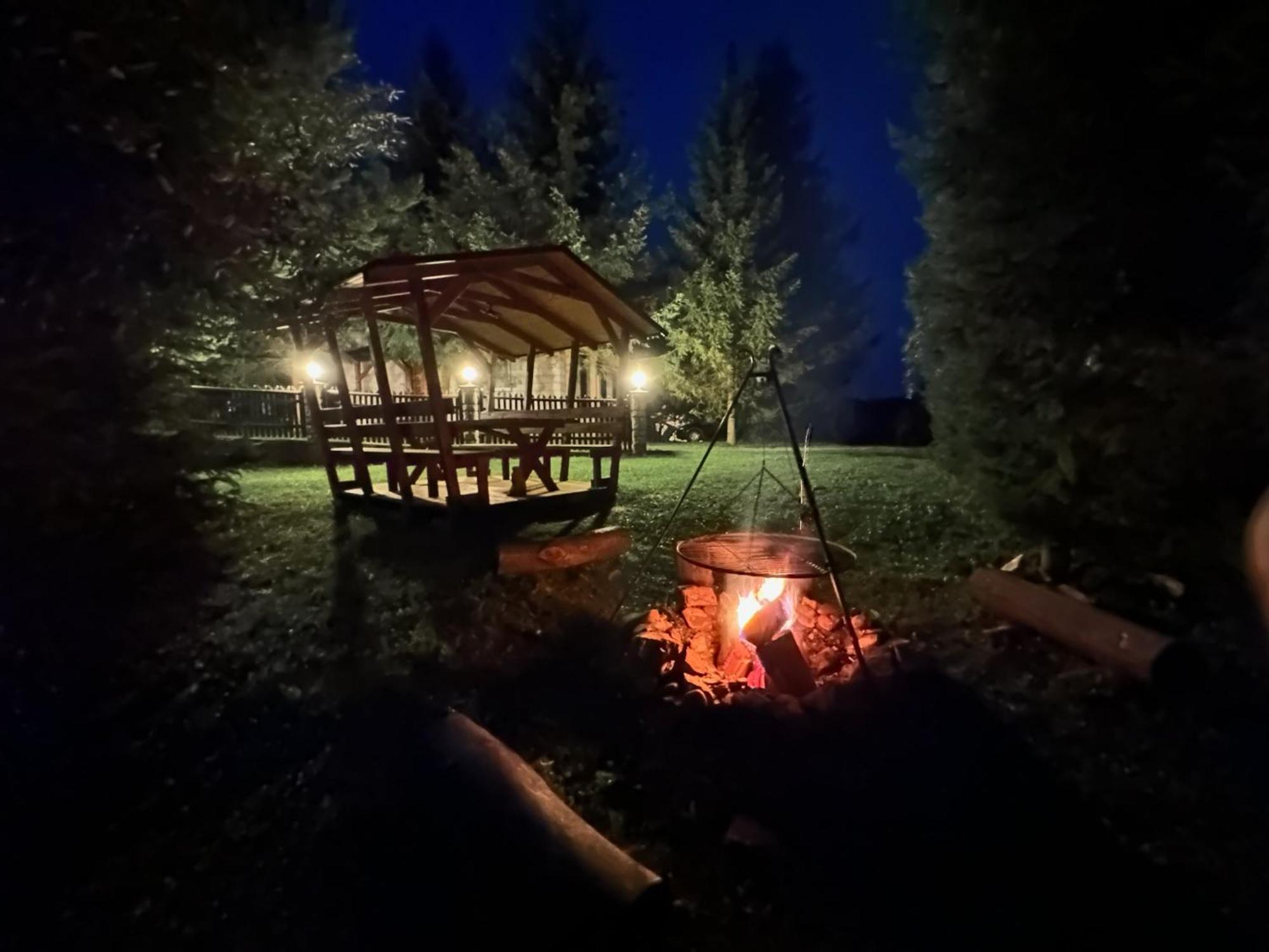 Urocza Chata Z Sauna W Bieszczadzkim Parku Krajobrazowym 布科维茨 外观 照片